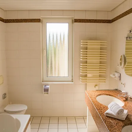 Hotel-restaurant Zur Krone Hotell