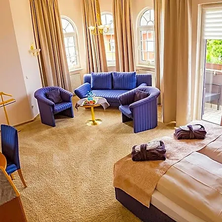 Hotel-restaurant Zur Krone Hotel Loehnberg