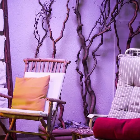 Hotel-restaurant Zur Krone ホテル Löhnberg